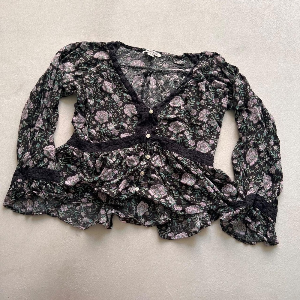 American Eagle Feminine Dark Fem Romantic Cottage Whimsygoth Flowy Fall Autumn